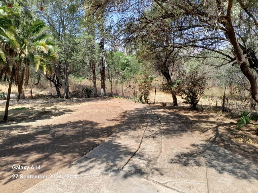 4 Bedroom Property for Sale in Waterval S H North West